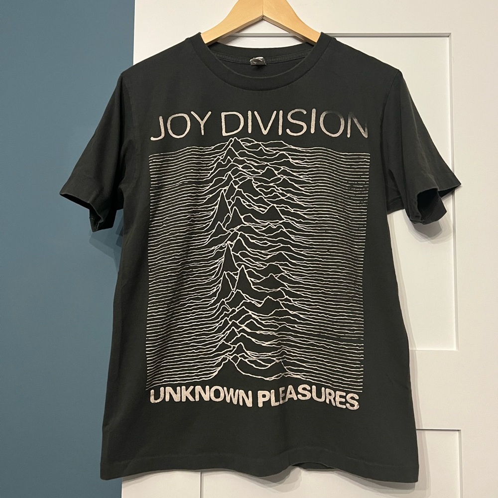 Vintage look Joy Division band tee